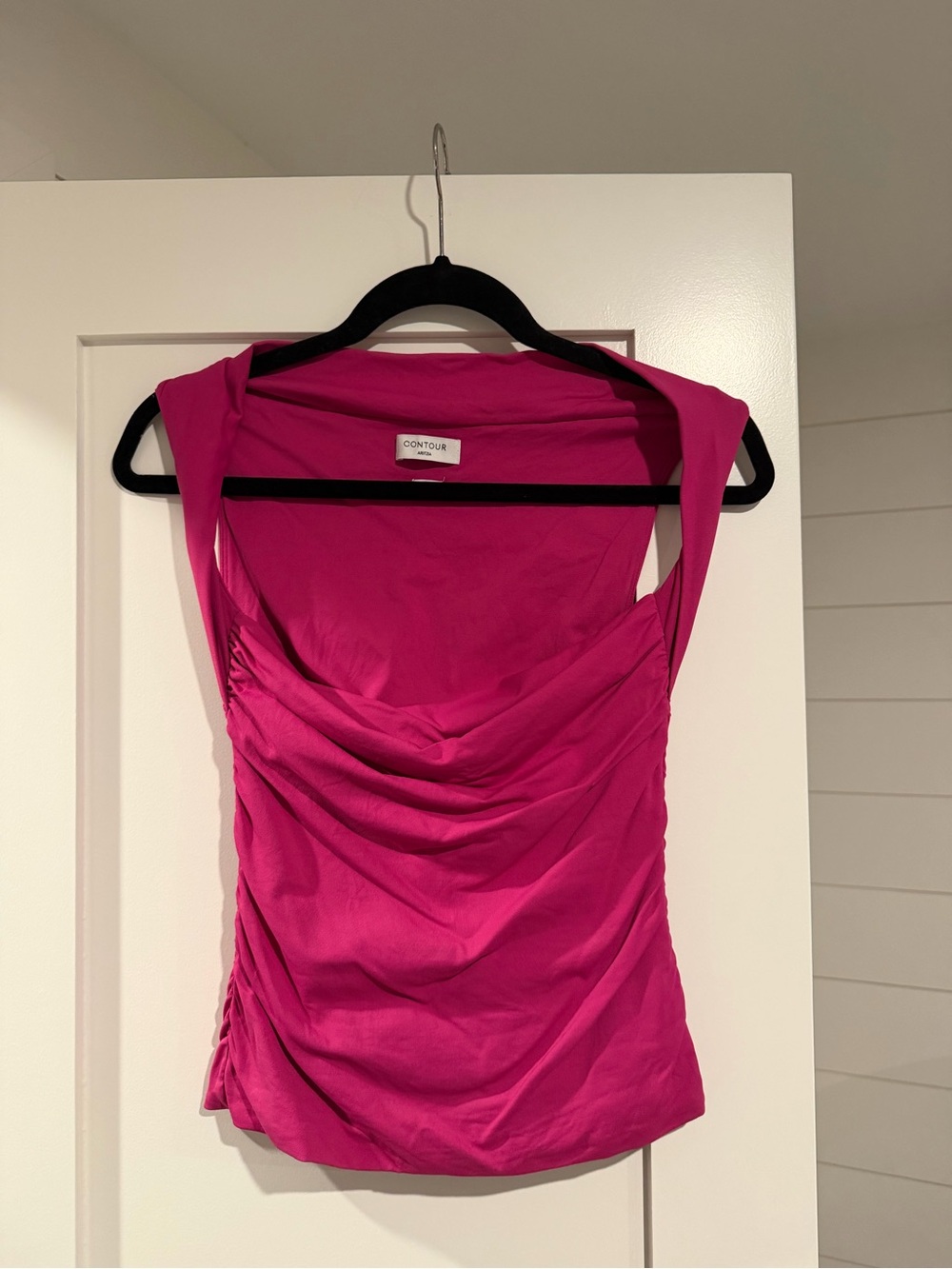 Aritzia Original Contour Flourish Top